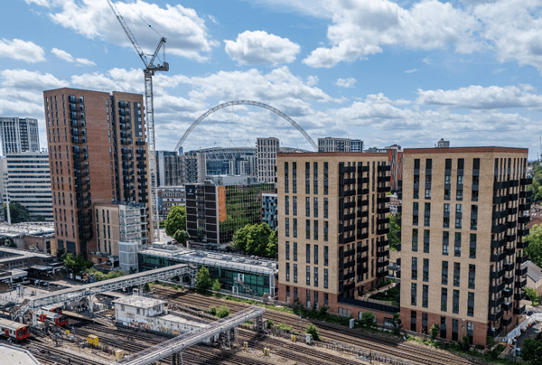 1 bedroom apartment for sale - Image 2