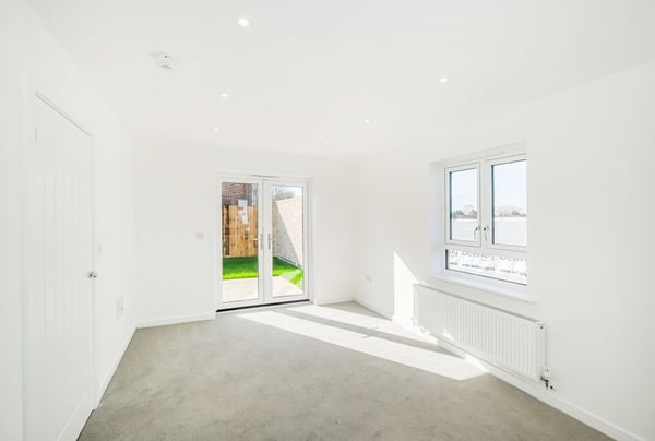 3 bedroom house for sale - Image 3