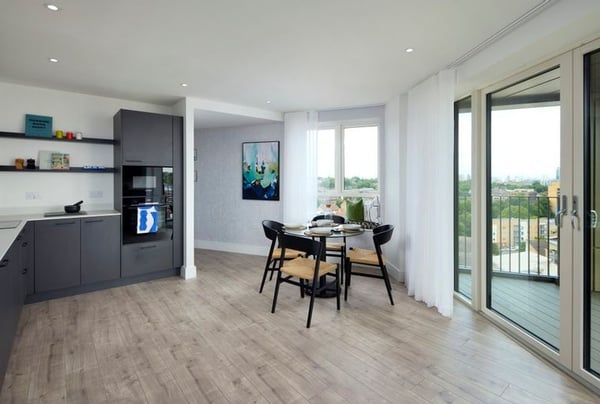 1 bedroom apartment for sale - Image 2