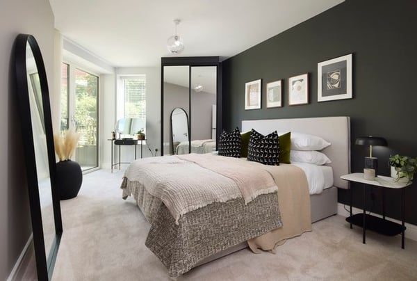 3 bedroom apartment for sale - Image 2