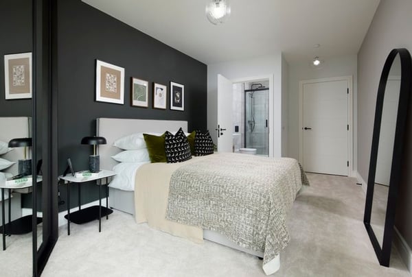3 bedroom apartment for sale - Image 3