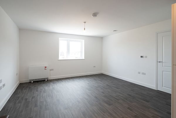 1 bedroom apartment for sale - Image 3