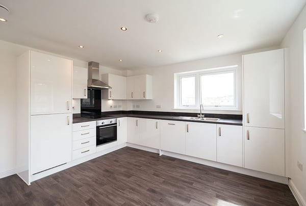 2 bedroom apartment for sale - Image 1