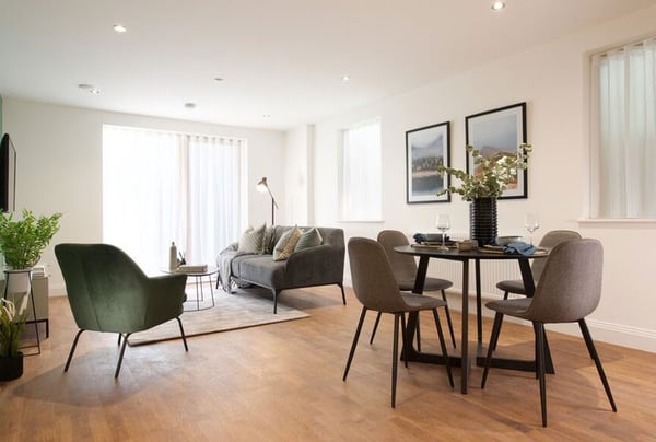 3 bedroom house for sale - Image 1