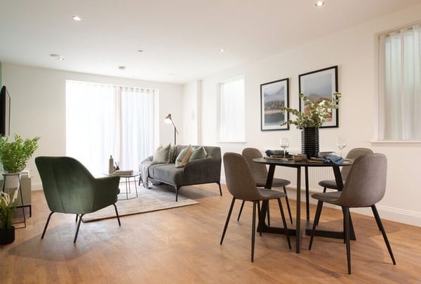 3 bedroom house for sale - Image 1