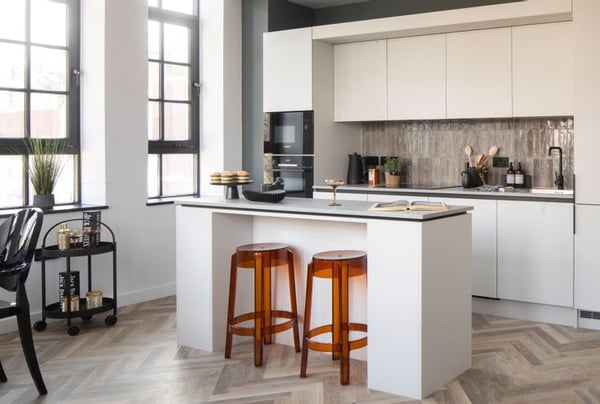 2 bedroom apartment for sale - Image 3