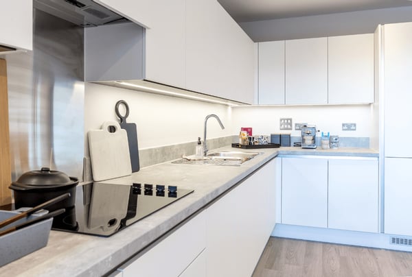 2 bedroom apartment for sale - Image 2