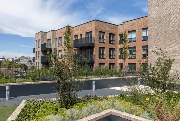 2 bedroom apartment for sale - Image 2