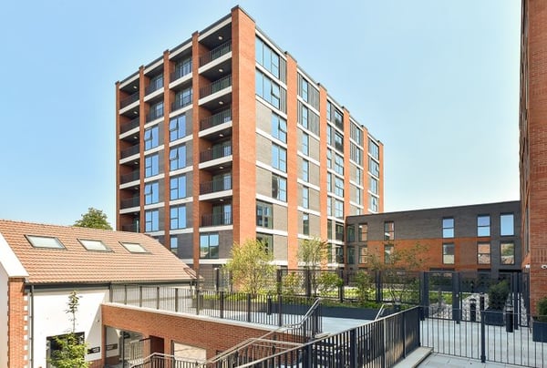 1 bedroom apartment for sale - Image 1