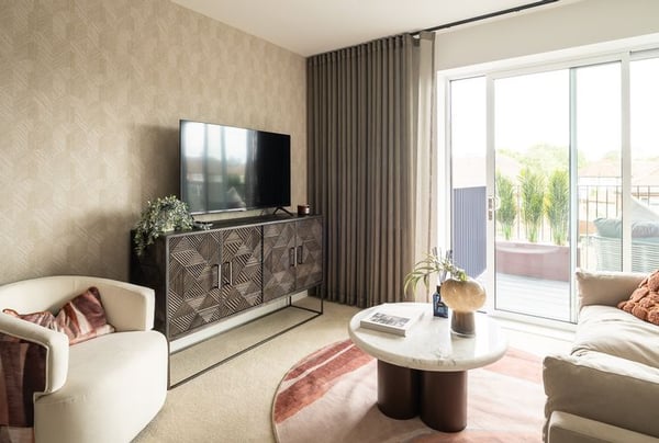 1 bedroom apartment for sale - Image 2