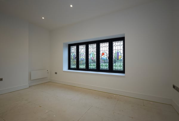 2 bedroom apartment for sale - Image 3