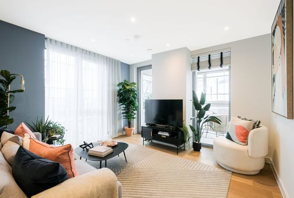 2 bedroom apartment for sale - Image 1
