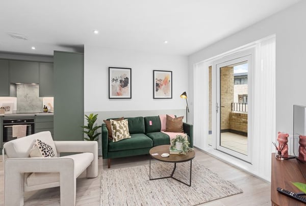 2 bedroom apartment for sale - Image 1