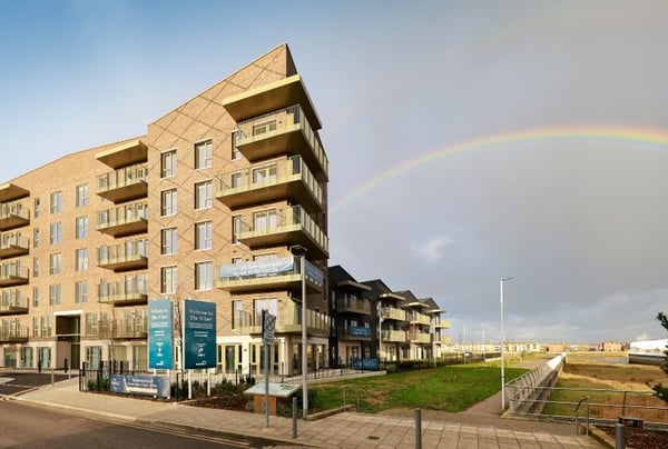2 bedroom apartment for sale - Image 2