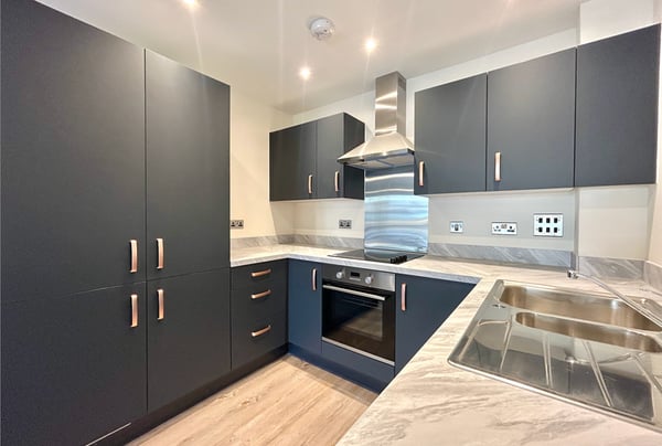 1 bedroom apartment for sale - Image 2