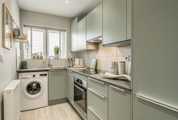 2 bedroom house for sale - Image 3