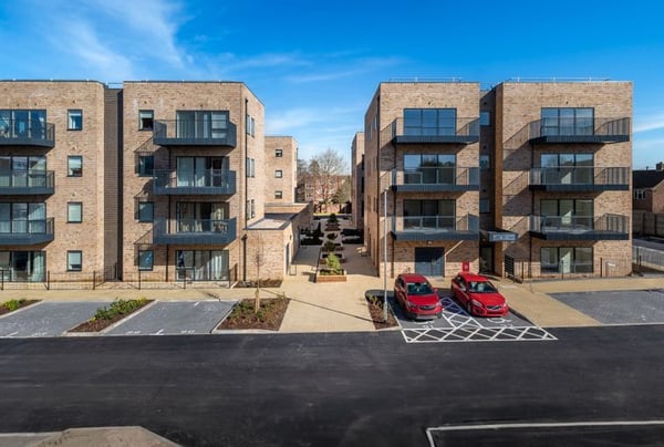 1 bedroom apartment for sale - Image 2