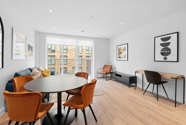 2 bedroom apartment for sale - Image 1