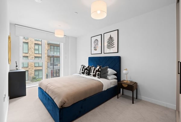 2 bedroom apartment for sale - Image 2
