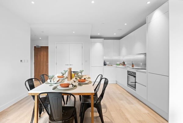 1 bedroom apartment for sale - Image 3