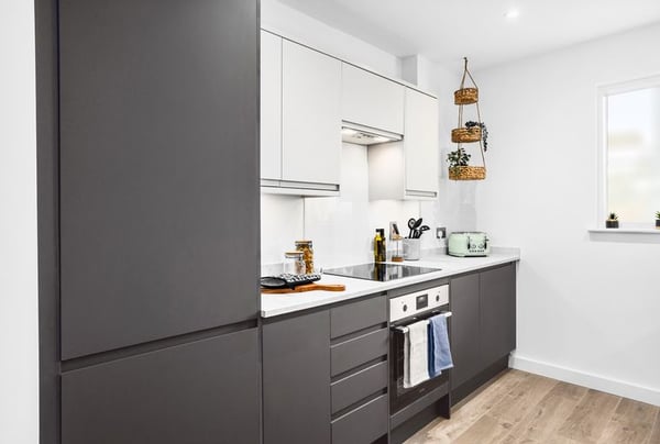 1 bedroom apartment for sale - Image 1
