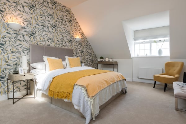 3 bedroom semi-detached with a South West facing garden - Image 1