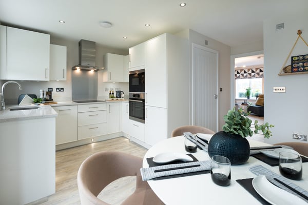 3 bedroom semi-detached with 2 parking spaces - Image 1