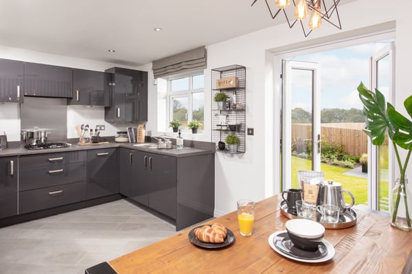 3 bedroom semi-detached with 2 parking spaces - Image 1