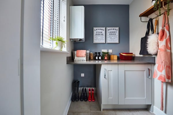 3 bedroom semi-detached with 2 driveway parking spaces - Image 3