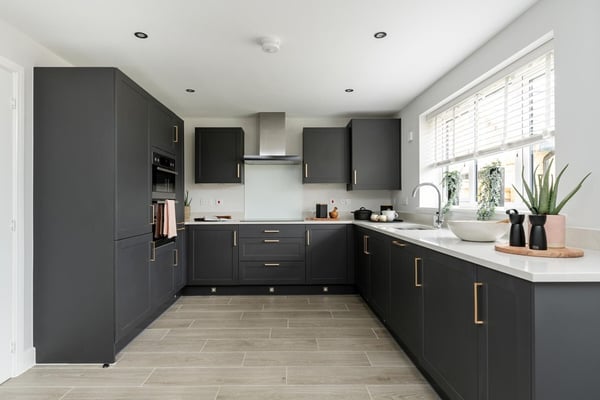 3 bedroom semi-detached with parking for 2 - Image 2