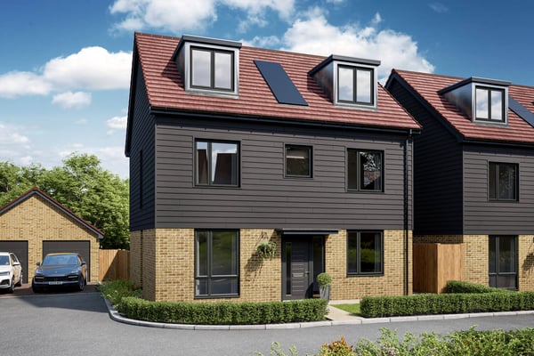 5 bedroom detached with a double garage and 2 parking spaces - Image 1