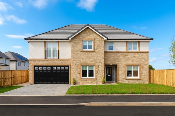 4 bedroom detached with south facing rear garden - Image 1