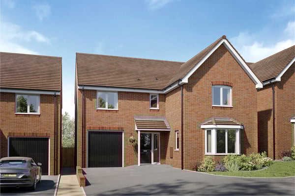 4 bedroom detached with side by side parking - Image 1