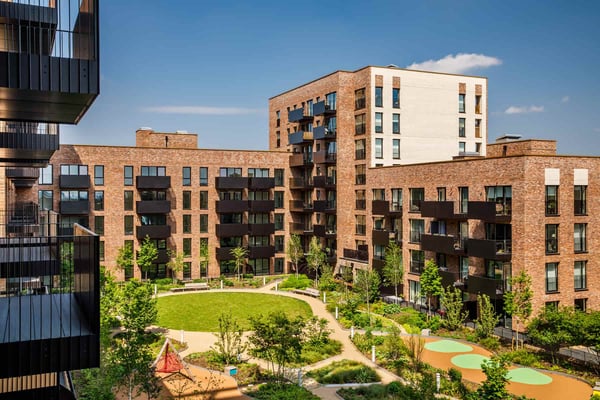 2 bedroom apartment with underfloor heating - Image 1