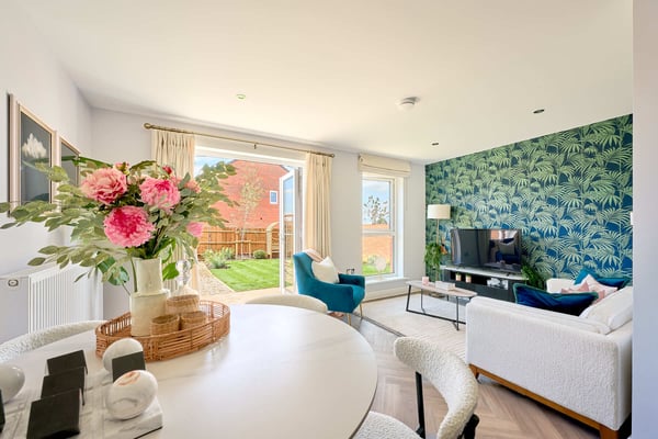 3 bedroom mid terrace with a fully fitted kitchen and flooring throughout  - Image 1