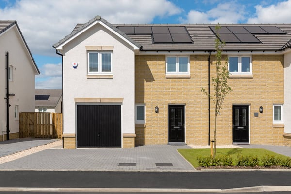 3 bedroom semi-detached with French doors to the rear garden - Image 1