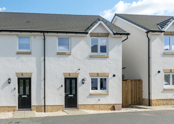 3 bedroom semi-detached with allocated parking - Image 1