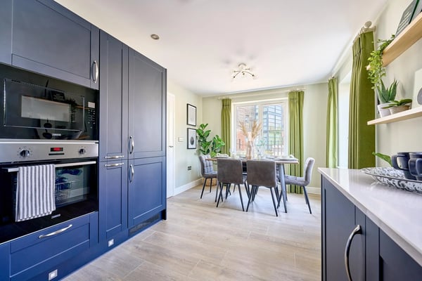 3 bedroom detached with views over open green space - Image 1