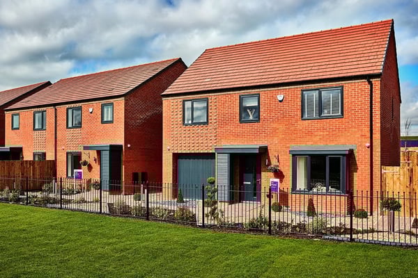 3 bedroom semi-detached with 2 parking spaces - Image 3