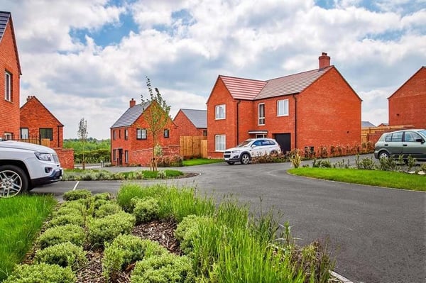 2 bedroom semi-detached with upgrades included - Image 2