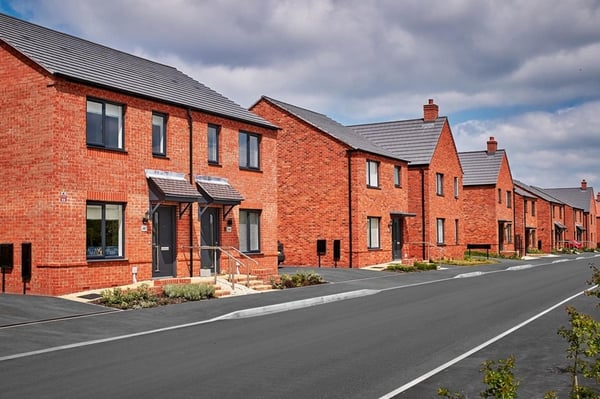 2 bedroom semi-detached with upgrades included - Image 3