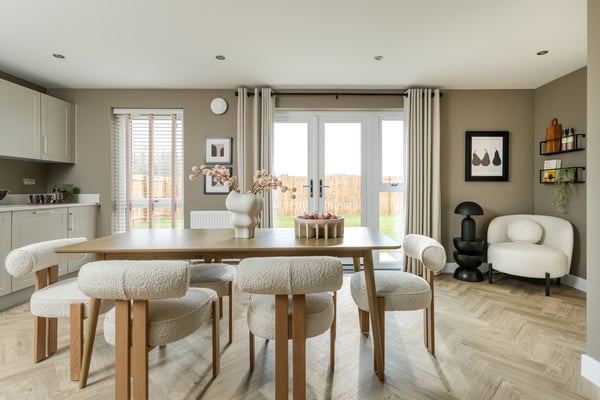 4 bedroom detached with integral garage - Image 1
