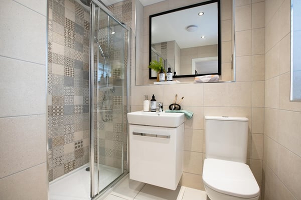 4 bedroom detached with large garden - Image 2