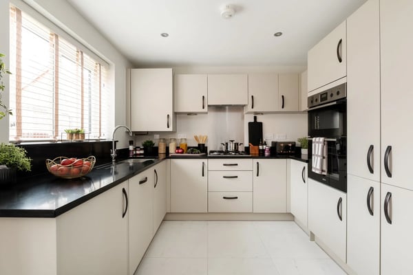 4 bedroom semi-detached with good sized bedrooms - Image 1