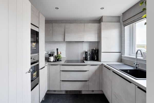 3 bedroom semi-detached with 2 parking spaces - Image 3