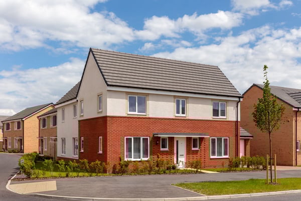 4 bedroom detached with a sociable kitchen, diner - Image 1