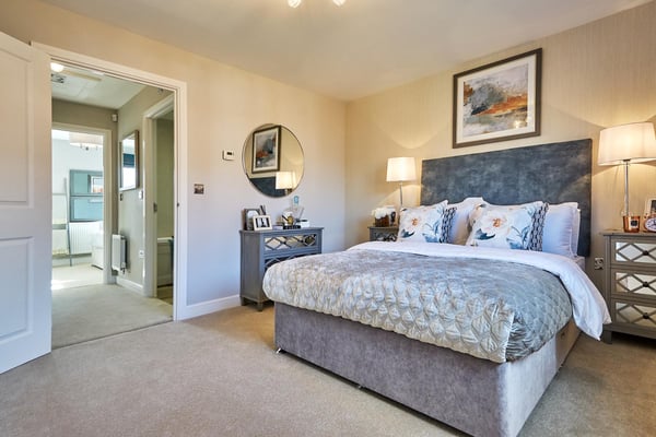 2 bedroom mid terrace with two parking spaces - Image 1