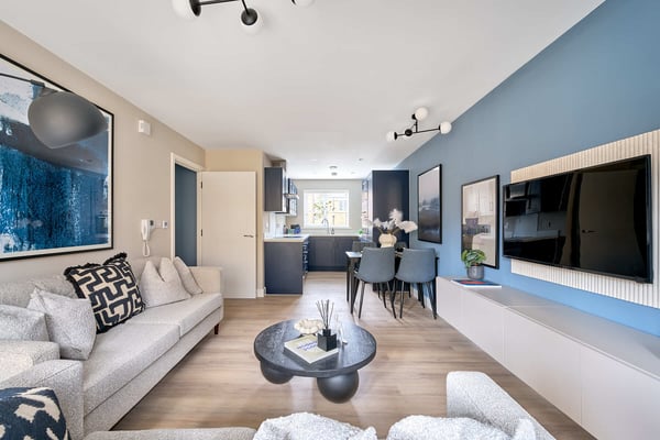 2 bedroom apartment with allocated parking - Image 1