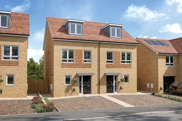 3 bedroom townhouse with open plan layout - Image 1