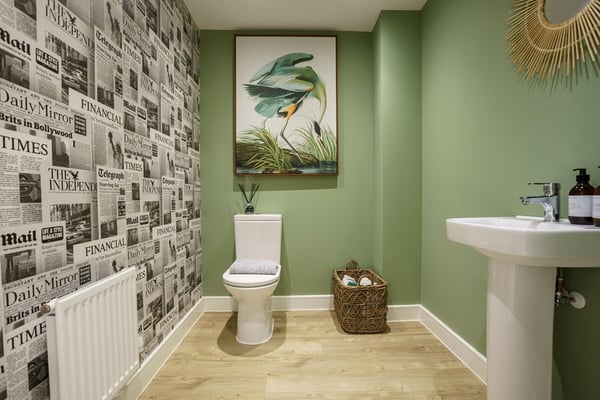3 bedroom semi-detached with garage and driveway - Image 2